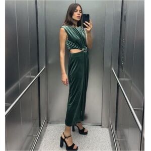 Zara Velvet Green Cut Out Buckle Midi Dress